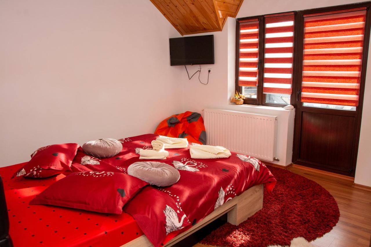 Casa 3*